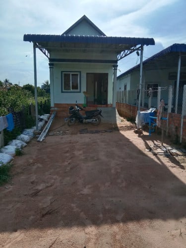 ផ្ទះ​លក់​បន្ទាន់​  Sell House