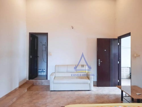 Tonle Basak area | Fully furnished one-bedrooms for rent nearby Phsar Kapkor, Naga2