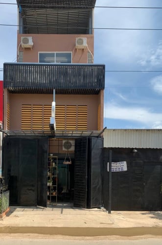 ផ្ទះលក់ក្បែរ Condo Pipop Thmey Sensok ផ្ទះអាជីវកម្ម លក់តំលៃពិសេស នៅជិតជីបម៉ុងហ្គ្រេនភ្នំពេញ