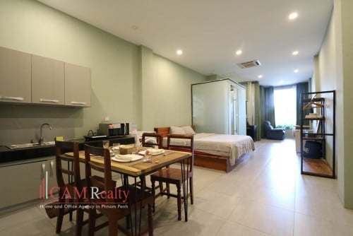 Daun Penh area| Modern style studio serviced apartment for rent| Rooftop Jacuzzi