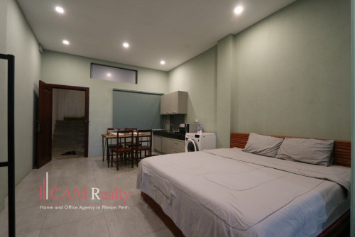 Daun Penh area| Modern style studio serviced apartment for rent| Rooftop Jacuzzi