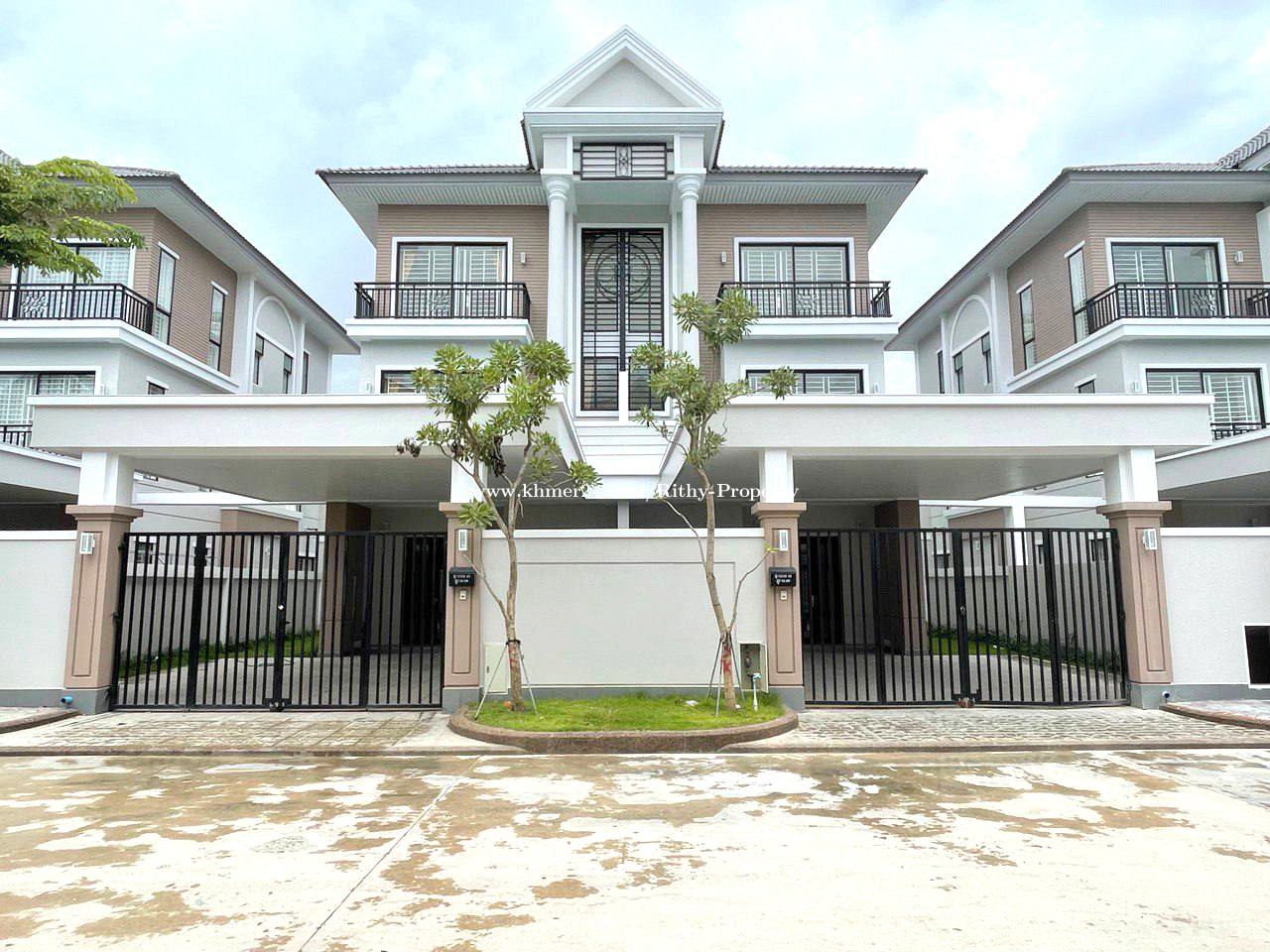 Villa Twin B Sale Very Urgent In Borey Peng Huoth 50M Price $320000 In ...