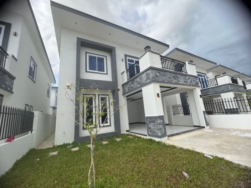 បូរីMH 01 វីឡាទោលថ្មី ទេីបសង់ហេីយ​100% ​លក់​ ផ្ទះ​ជួរមុខ