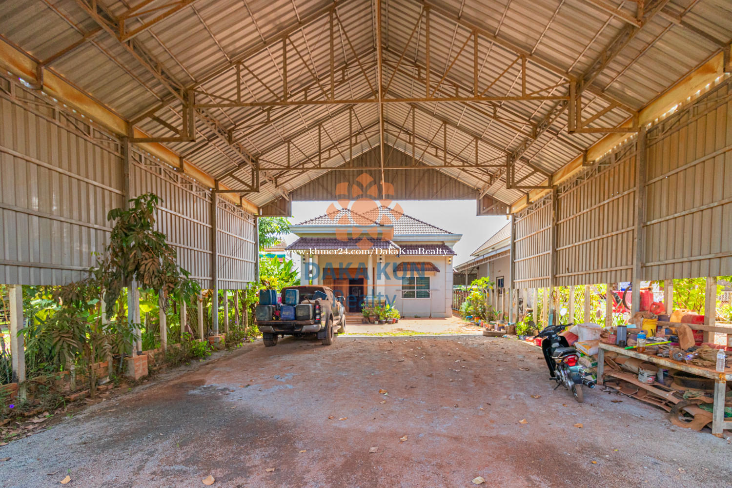 ផ្ទះលក់នៅខ្នារ, ក្រុងសៀមរាប/House for Sale in Siem Reap-Chreav