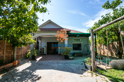 ផ្ទះលក់ជិតផ្ល្លូវក្រវ៉ាត់ក្រុង សង្កាត់ស្វាយដង្កុំ, ក្រុងសៀមរាប/House for Sale in Svay Dangkum