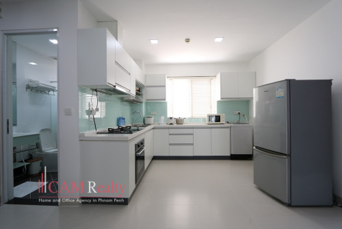 BKK1 area| 2 bedrooms serviced apartment for rent in Phnom Penh| Swimming pool & Gym