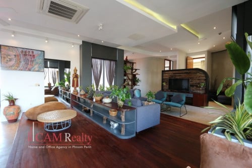 Tonle Basaac area| Amazing designed 3 bedrooms fully serviced apartment for rent| 3900$/month|