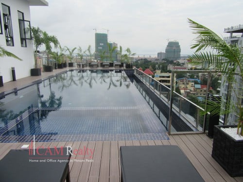 BKK1 area| Luxury 1 bedroom serviced apartment for| Rooftop pool, gym, steam & sauna