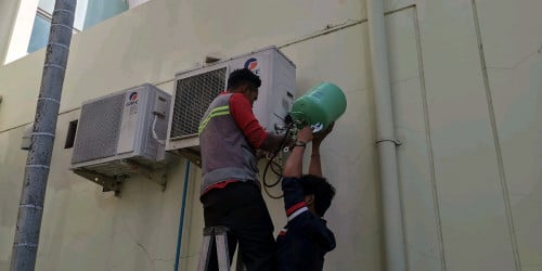 បញ្ចូលហ្គាសម៉ាស៊ីនត្រជាក់