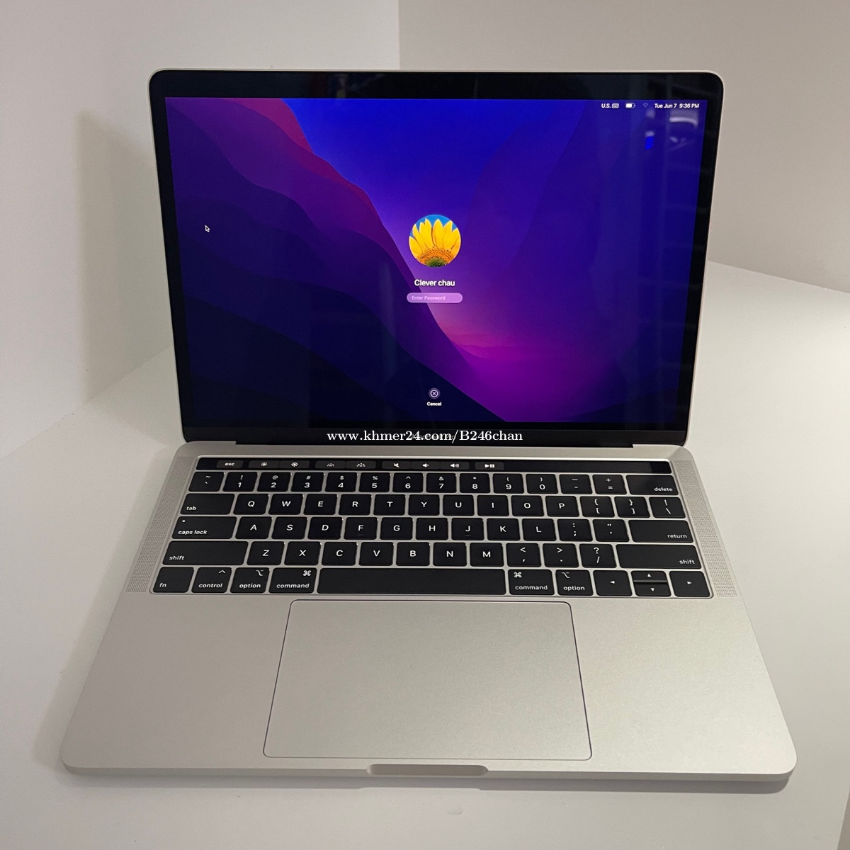 MacBook Pro 2019 13inch Qual core i5 Ram16G 512G 99% Price $880.00