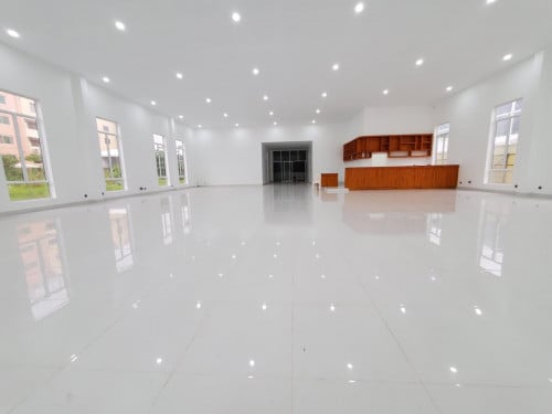 Commercial Shop For Renr At Toul Kork Area, 21m × 43m, 4,000$/m