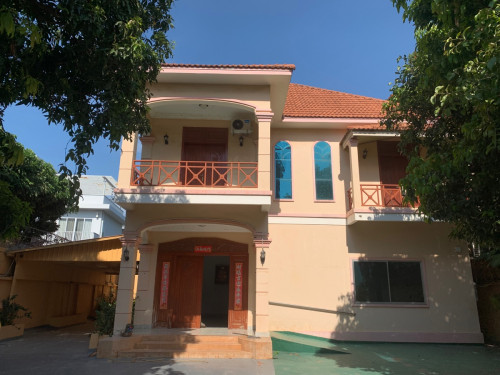House for sale at chroy chongva