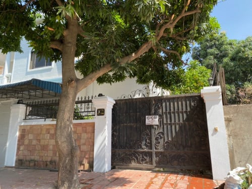 Villa for Sales in central Toul Kork