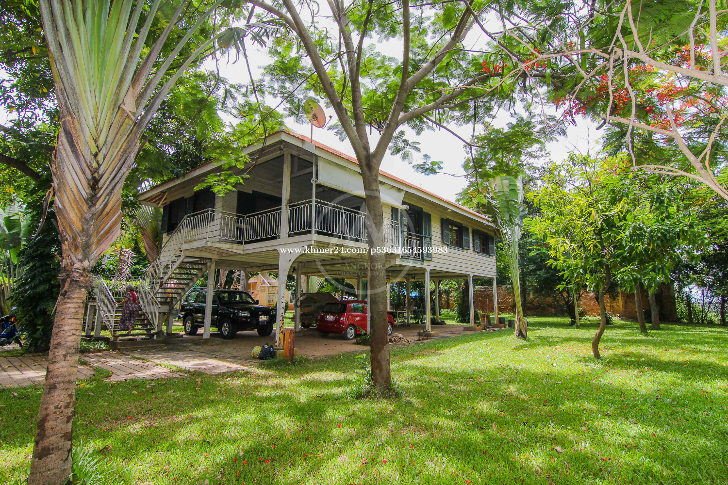 Big Land & Big Garden Villa For Sale Price 1.00 in Sarikakaev, Krong