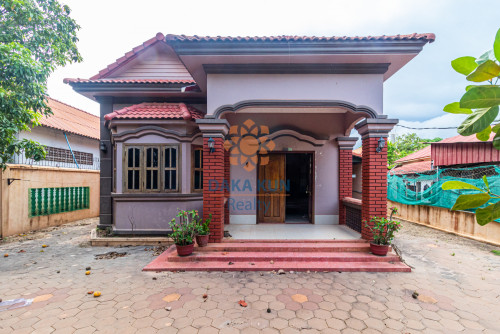 3 Bedrooms House for Rent in Siem Reap-Svay Dangkum