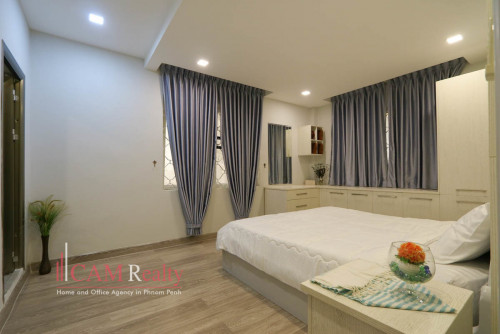 BKK1 area| 1 bedroom serviced apartment for rent| Private balcony