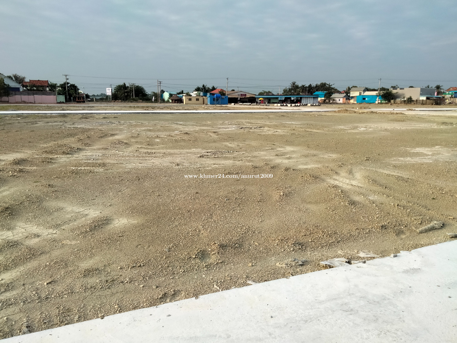 Bat dong land for sales 24 km from phonm penh in Veang Chas, Odongk