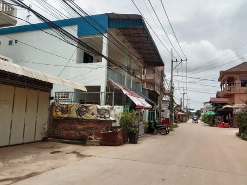 ដីផ្ទះលក់ម្ចាស់កុនលុយធនាគារសង្កាត់ស្លក្រាមក្រុងសៀមរាប