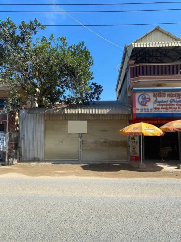 លក់ដីជាប់មាត់ទន្លេ