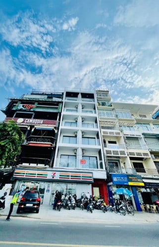 Brand New Building For Rent At Along Riverside Road, 05 Floors, 14 Units, 11,000$ (Negotiable)
