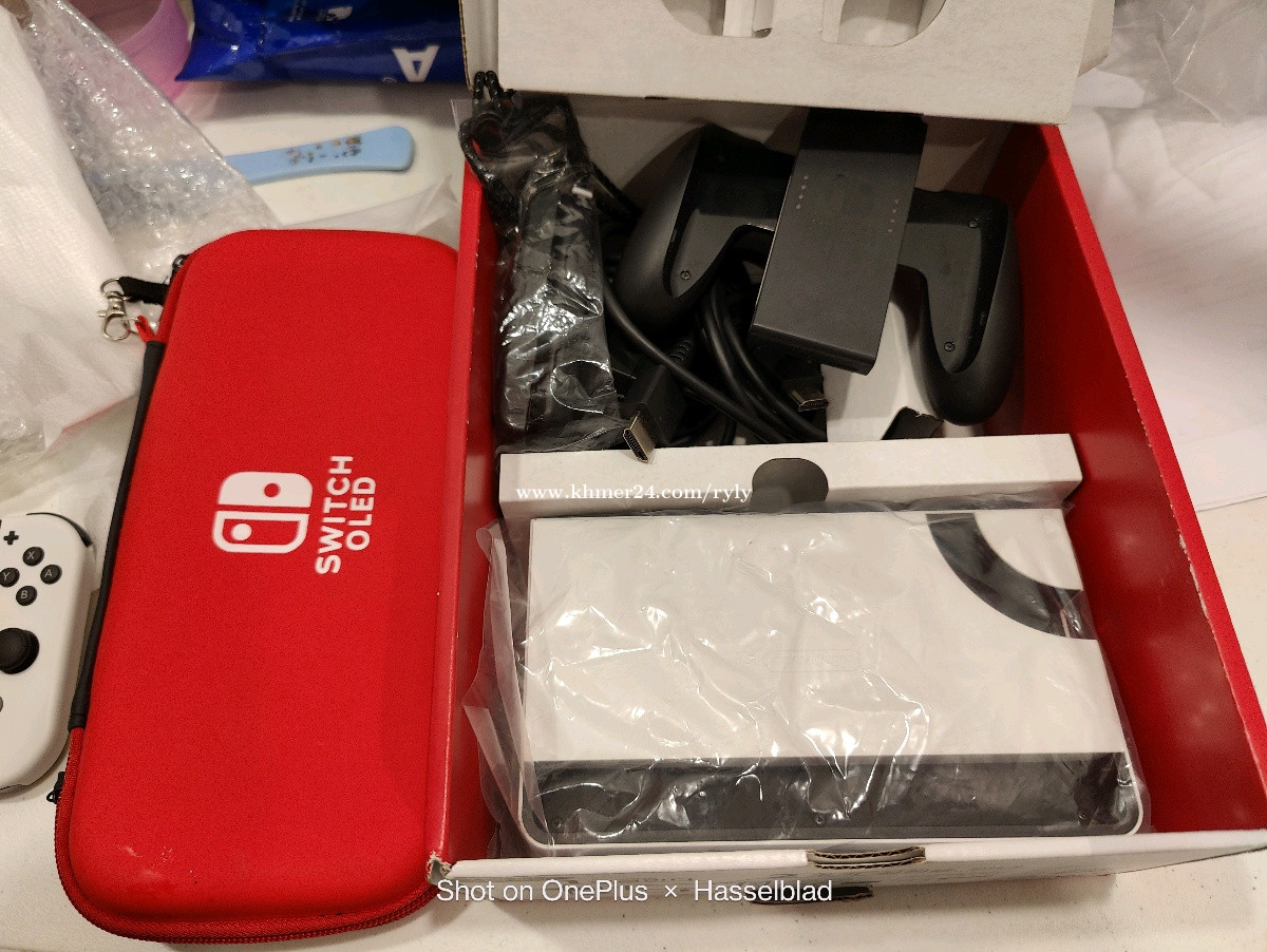 Nintendo Switch Oled Jailbreak 400gb in Phnom Penh, Cambodia on