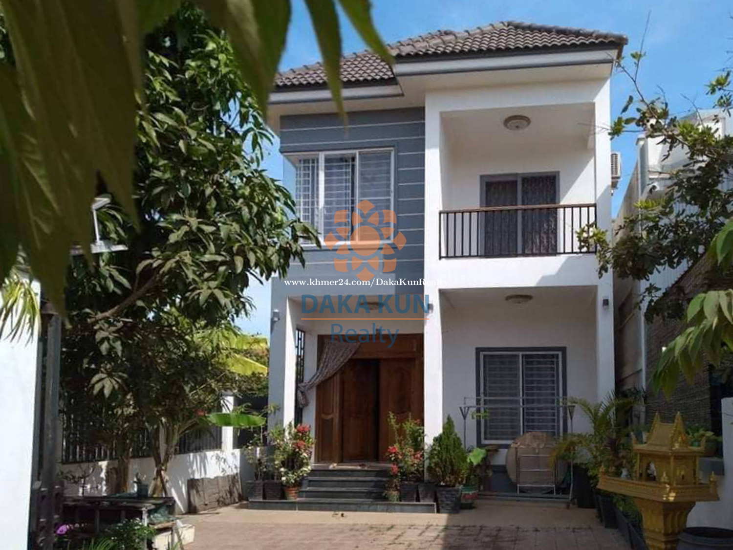 ផ្ទះលក់នៅជិតវីសតភូមិបៃតង, ក្រុងសៀមរាប/House for Sale in Siem ReapSvay Dangkum in Svay Dangkum