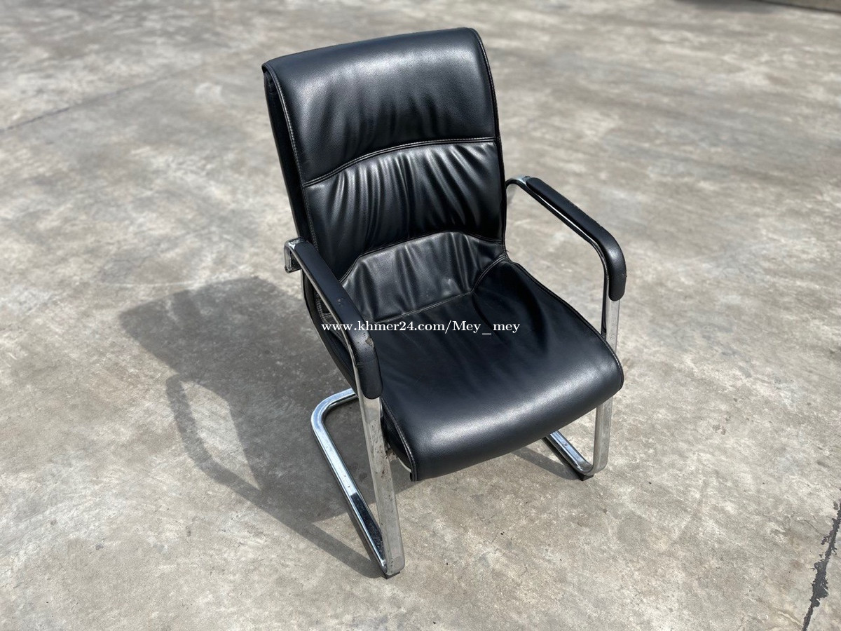 Office chair 90 25 Price 25.00 in Phnom Penh, Cambodia Ms. Mey
