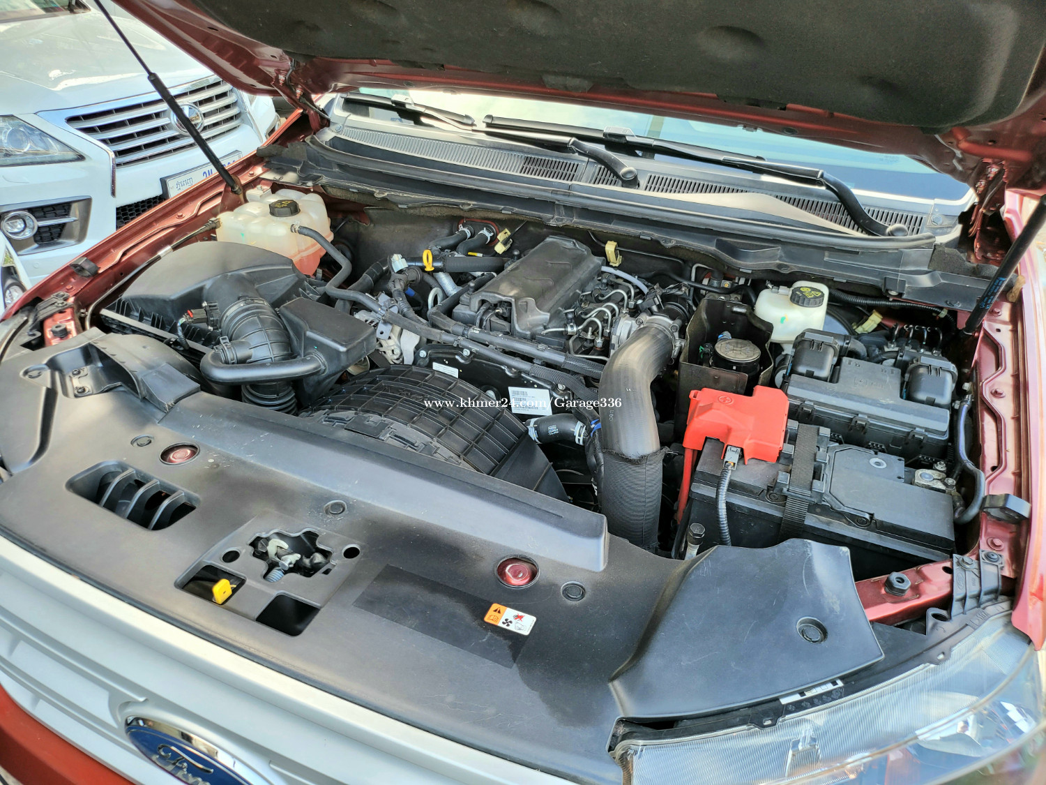 Ford Everest 2016 Manual gearbox Urgent Sale! in Phnom Penh, Cambodia