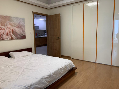 Comfortable One Bedroom Condo for Sale in BKK 1