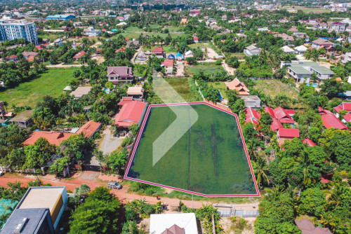 ដីសម្រាប់លក់ក្នុងក្រុងសៀមរាប សង្កាត់សាលាកំរើក