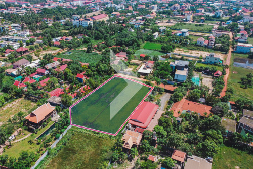 ដីសម្រាប់លក់ក្នុងក្រុងសៀមរាប សង្កាត់សាលាកំរើក
