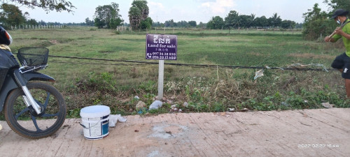 ដីលក់នៅមុខរោងចក្រថៃប៊ុនរុងខេត្តកំពត