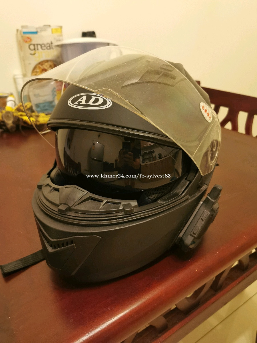Full face helmet with Bluetooth Price 75.00 in Phnom Penh, Cambodia