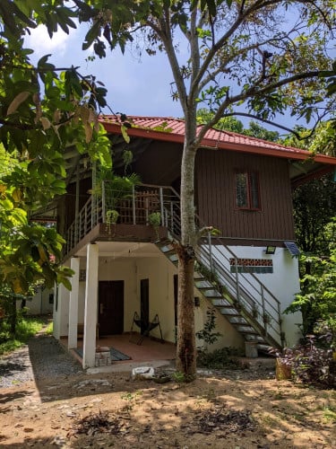 Lovely house for rent in Areyksatr's nature