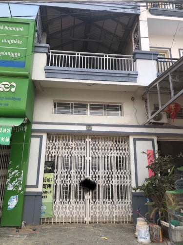 ផ្ទះ​អាជីវកម្មសំរាប់ជួល​នៅលេីផ្លូវរដ្ឋ12mក្បែរផ្លូវកប់ស្រូវផ្លូវវិមានឈ្នះៗអាចរកស៊ីបាន