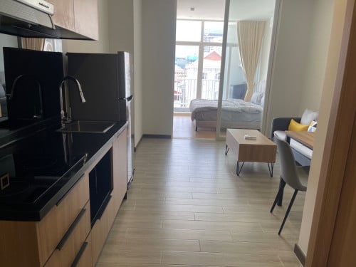 BKK3 One bedroom for rent/sell Fully Furnished Golden one Condo