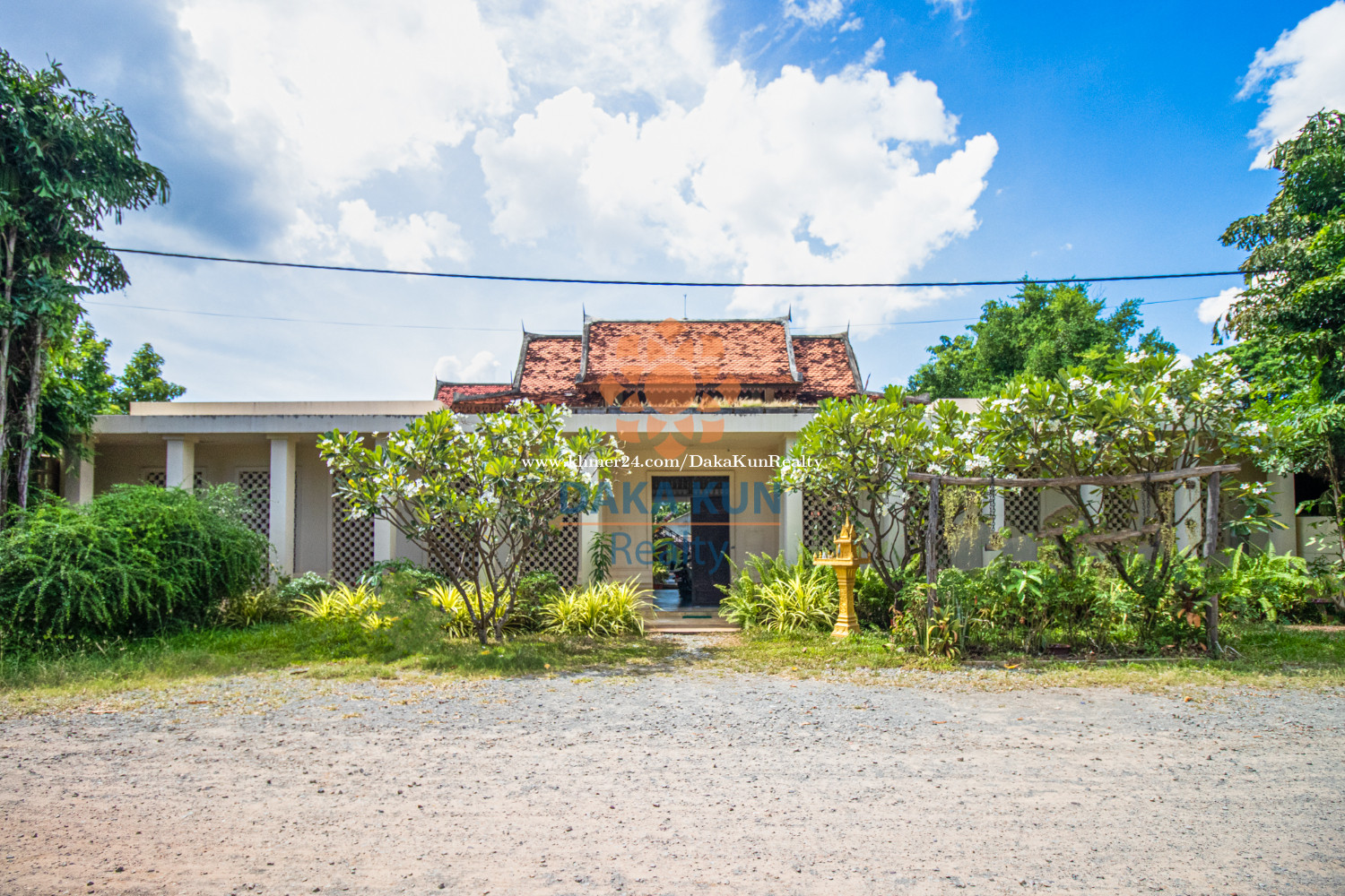 ប៊ូទិកលក់បន្ទាន់ក្នុងក្រុងសៀមរាប/Boutique Hotel for Sale in Siem ReapKouk Chak Price 1500000.