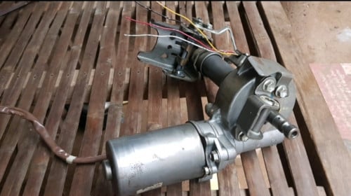 ដុំម៉ែតចង្កូត Pruis 2004-2009