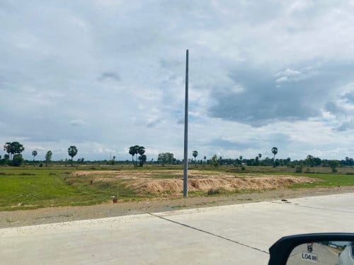 ដីលក់ម្ចាស់ផ្ទាល់