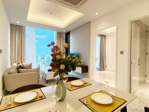 賃貸アパート、2ベッド募集中！！ •	場所：BKK1エリア、プノンペン