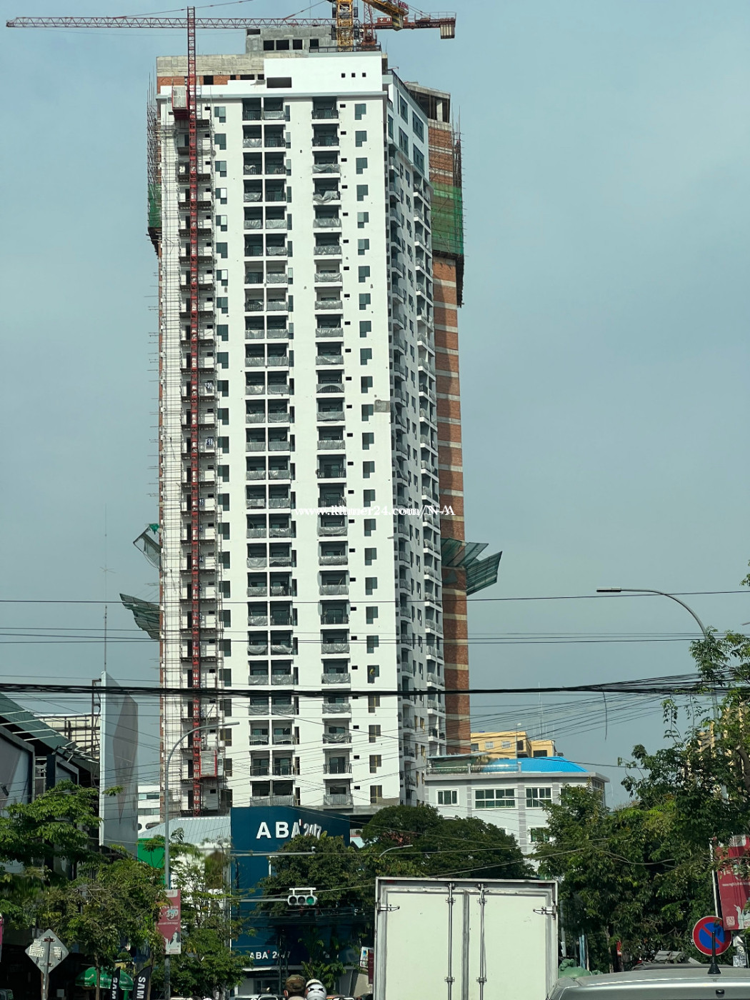 Condo for urgent sale! Sell under market price! Can move in within