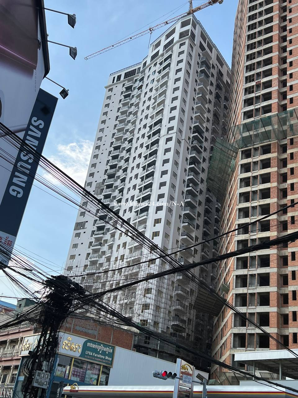 Condo for urgent sale! Sell under market price! Can move in within