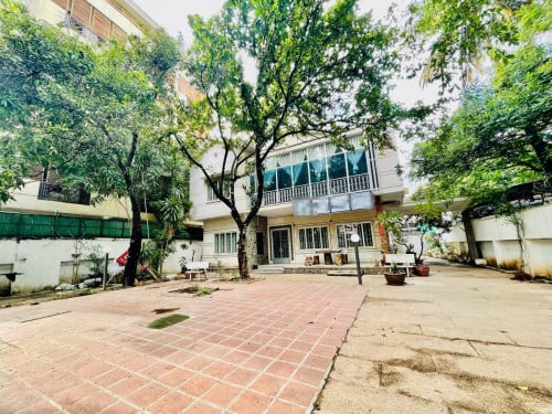 Big Villa For Rent In Beoung Keng Kang 1, 17x32m, 13 Bedrooms, 8,000$, Good For Business