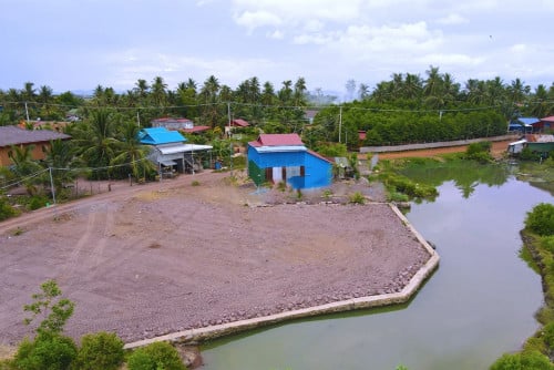 ដីជាប់ទឹក river land sale