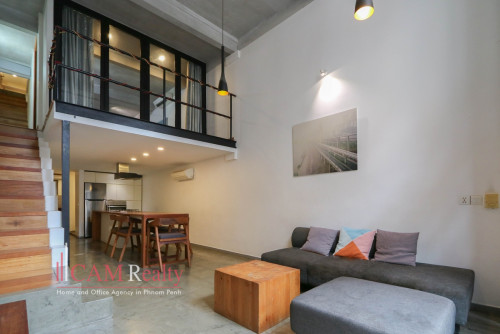 Daun Penh area| 2 bedrooms renovated house for rent| Private balcony