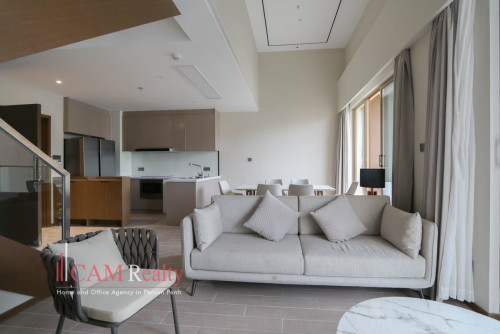 Daun Penh area| 3 bedrooms loft deluxe serviced apartment for rent| Swimming pool and Gym