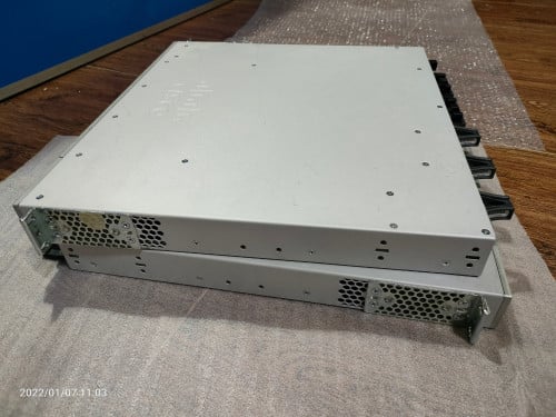 Cisco Catalyst Switch C9300-48P-E (USED)