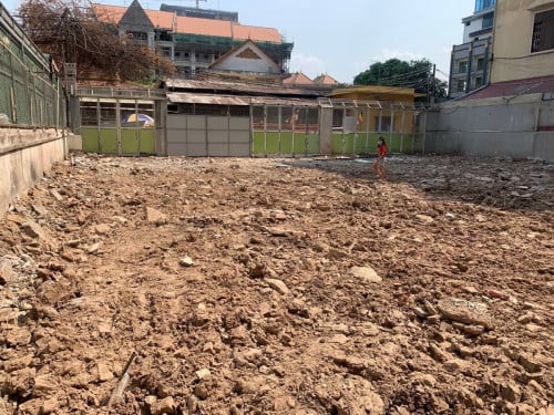 Land for sale in 7makara / ដីលក់នៅសង្កាត់បឹងព្រលឹត ខណ្ឌ៧មករា