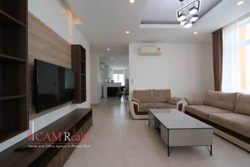 4 bedrooms duplex penthouse serviced apartment for rent in Phnom Penh