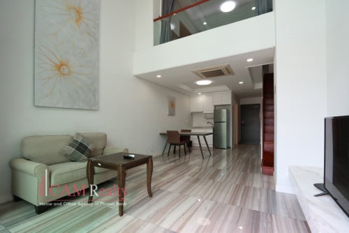 BKK1 area| 1 bedroom duplex serviced apartment for rent| Rooftop pool and gym